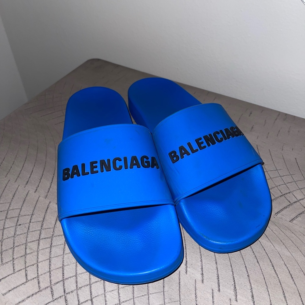 Balenciaga slides